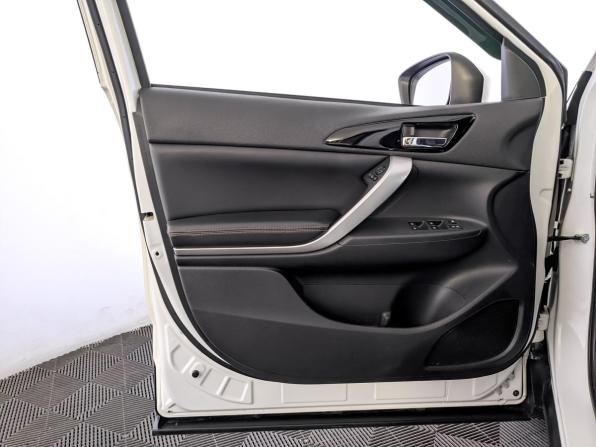 Mitsubishi Eclipse Cross I с пробегом 2019 года, цена 1 990 000 рублей, 107069 км, внедорожник, Автокод Объявления