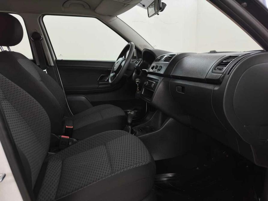 Skoda Fabia II Рестайлинг Москва  - изображение 8