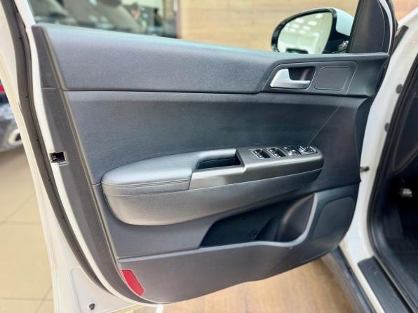 Kia Sportage IV с пробегом 2017 года, цена 2 190 000 рублей, 96000 км, внедорожник, Автокод Объявления
