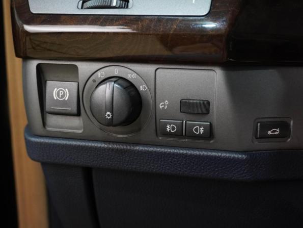 BMW 7 серии IV (E65/E66) с пробегом 2004 года, цена 749 000 рублей, 311821 км, седан, Автокод Объявления