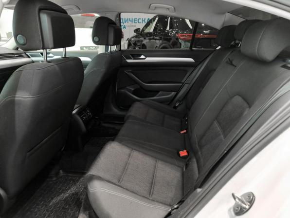 Volkswagen Passat B8 с пробегом 2015 года, цена 1 698 000 рублей, 182196 км, седан, Автокод Объявления