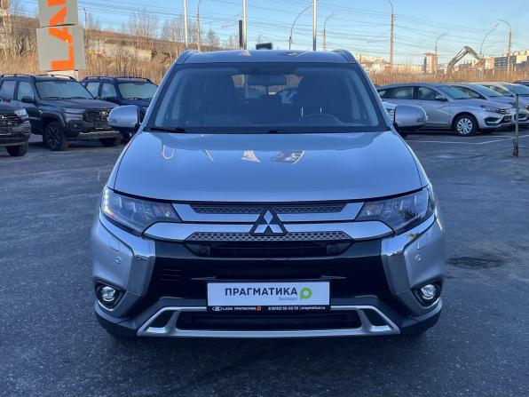 Mitsubishi Outlander III Рестайлинг 3 с пробегом 2021 года, цена 2 849 000 рублей, 88000 км, внедорожник, Автокод Объявления