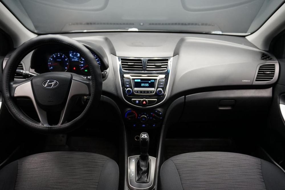 Hyundai Solaris I Рестайлинг Крым  - изображение 16