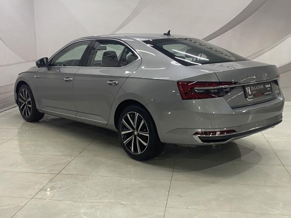 Новый Skoda Superb III Рестайлинг 2025 года, цена 3 149 000 рублей, лифтбек, Автокод Объявления