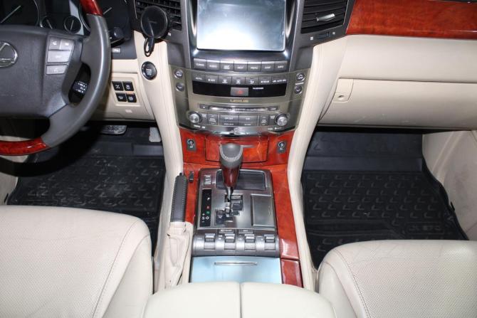 Lexus LX III с пробегом 2008 года, цена 3 500 000 рублей, 199215 км, внедорожник, Автокод Объявления