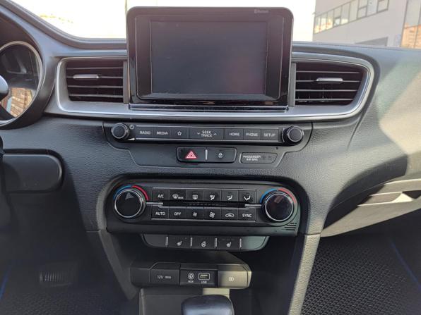 Kia Ceed III с пробегом 2019 года, цена 1 328 000 рублей, 188882 км, хэтчбек, Автокод Объявления