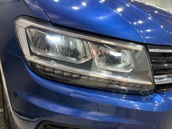 Volkswagen Tiguan II с пробегом 2018 года, цена 2 425 000 рублей, 104000 км, внедорожник, Автокод Объявления