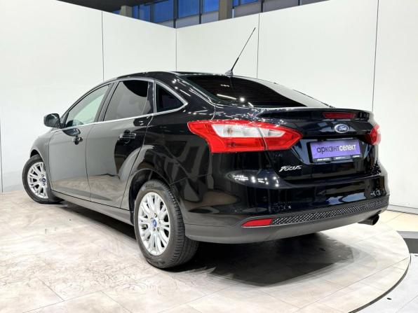 Ford Focus III с пробегом 2013 года, цена 850 000 рублей, 154733 км, седан, Автокод Объявления