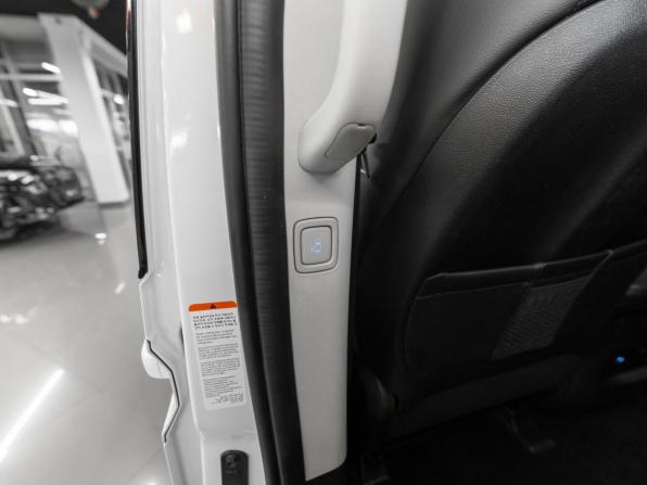 Hyundai Staria I с пробегом 2021 года, цена 5 380 000 рублей, 49261 км, минивэн, Автокод Объявления