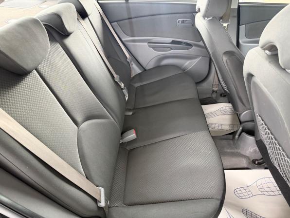 Kia Rio II Рестайлинг с пробегом 2011 года, цена 743 000 рублей, 185165 км, седан, Автокод Объявления