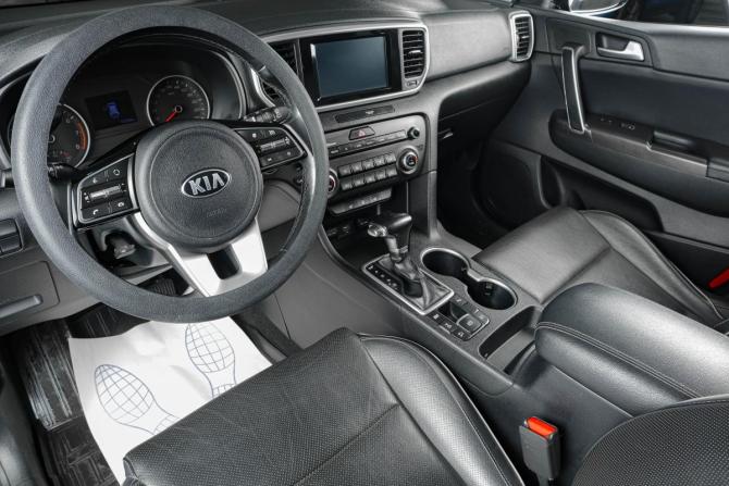 Kia Sportage IV Рестайлинг с пробегом 2019 года, цена 2 159 000 рублей, 173000 км, внедорожник, Автокод Объявления