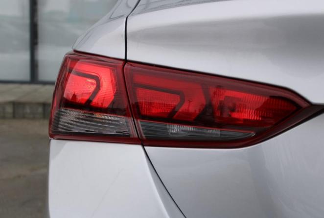 Hyundai Solaris II с пробегом 2018 года, цена 1 035 000 рублей, 138455 км, седан, Автокод Объявления