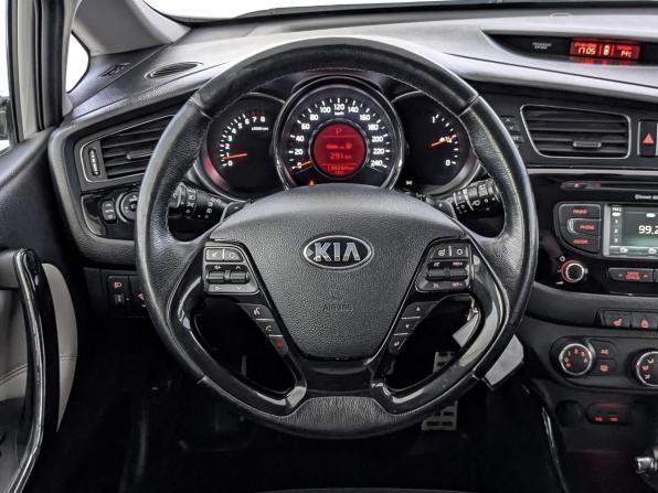 Kia Ceed II с пробегом 2014 года, цена 1 200 000 рублей, 138142 км, хэтчбек, Автокод Объявления