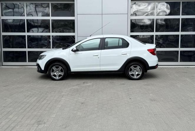 Renault Logan II Рестайлинг с пробегом 2019 года, цена 1 230 000 рублей, 95065 км, седан, Автокод Объявления
