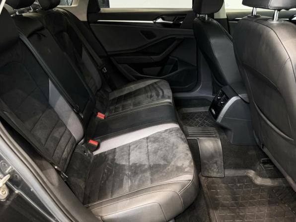 Volkswagen Sagitar III с пробегом 2020 года, цена 2 420 000 рублей, 48260 км, седан, Автокод Объявления