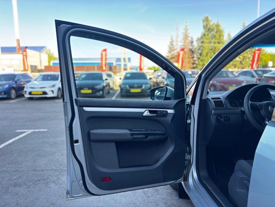 Volkswagen Touran I Рестайлинг 2 Альметьевск  - изображение 10