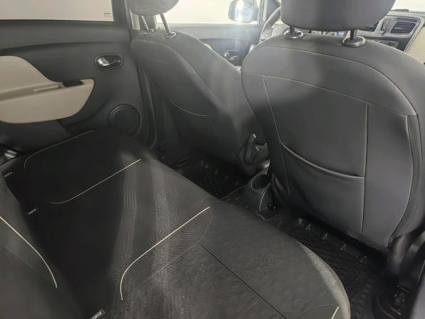 Renault Logan II с пробегом 2018 года, цена 900 000 рублей, 81000 км, седан, Автокод Объявления