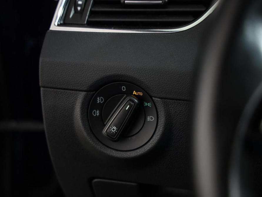 Skoda Octavia III (A7) Рестайлинг Санкт-Петербург  - изображение 21