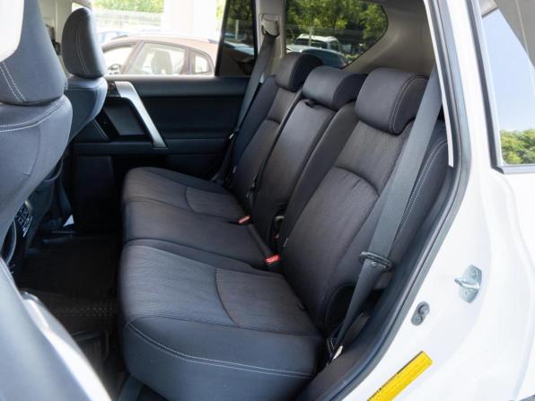 Toyota Land Cruiser Prado 150 Series Рестайлинг 1 с пробегом 2015 года, цена 3 550 000 рублей, 173740 км, внедорожник, Автокод Объявления