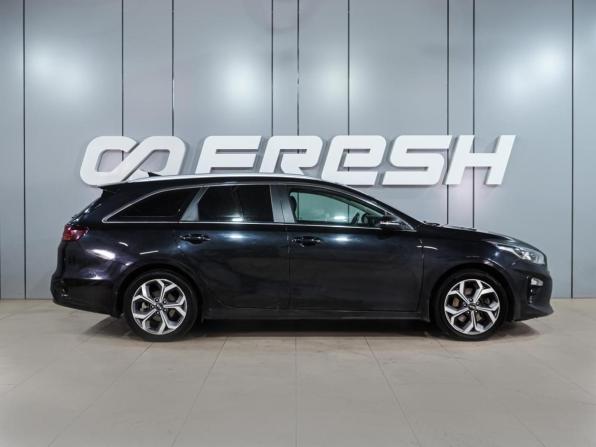 Kia Ceed III с пробегом 2019 года, цена 1 799 000 рублей, 115300 км, универсал, Автокод Объявления