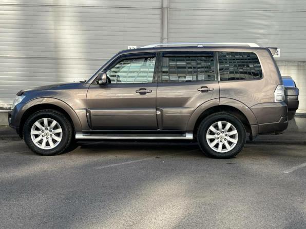 Mitsubishi Pajero IV с пробегом 2011 года, цена 1 799 000 рублей, 255720 км, внедорожник, Автокод Объявления