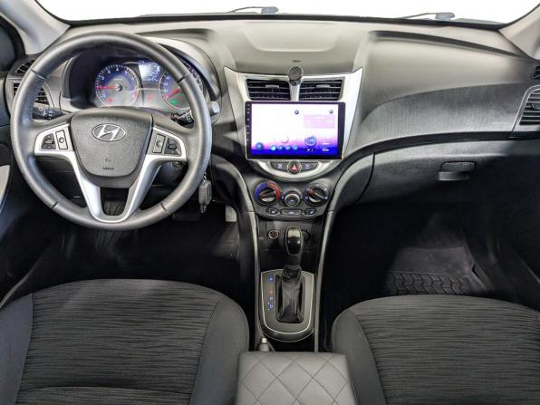 Hyundai Solaris I Рестайлинг с пробегом 2015 года, цена 1 274 900 рублей, 120000 км, хэтчбек, Автокод Объявления