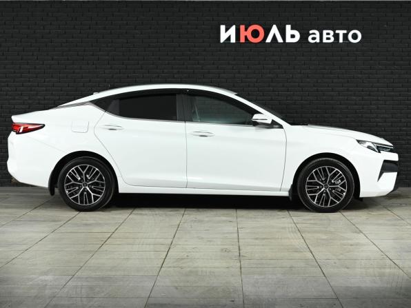 Москвич 6 с пробегом 2024 года, цена 1 850 000 рублей, 8010 км, лифтбек, Автокод Объявления