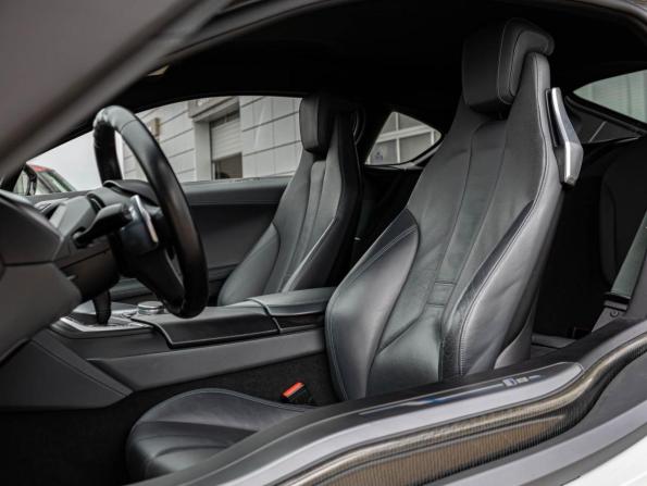 BMW i8 I с пробегом 2016 года, цена 5 450 000 рублей, 30430 км, купе, Автокод Объявления