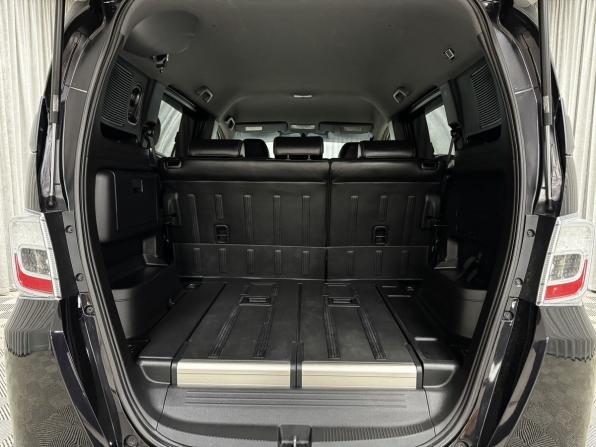 Honda Freed I Рестайлинг с пробегом 2012 года, цена 1 270 000 рублей, 207009 км, компактвэн, Автокод Объявления