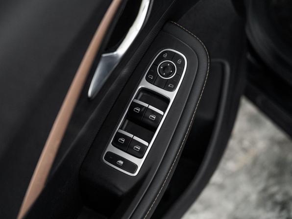 Omoda C5 I с пробегом 2023 года, цена 1 650 000 рублей, 68227 км, внедорожник, Автокод Объявления