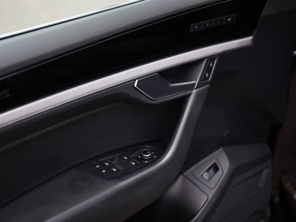 Volkswagen Touareg III с пробегом 2018 года, цена 3 469 000 рублей, 194536 км, внедорожник, Автокод Объявления