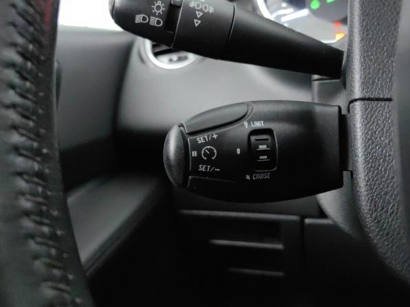 Peugeot 3008 I Рестайлинг с пробегом 2014 года, цена 725 000 рублей, 230726 км, внедорожник, Автокод Объявления