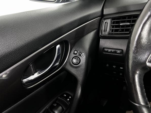 Nissan X-Trail III Рестайлинг с пробегом 2018 года, цена 1 989 000 рублей, 100000 км, внедорожник, Автокод Объявления