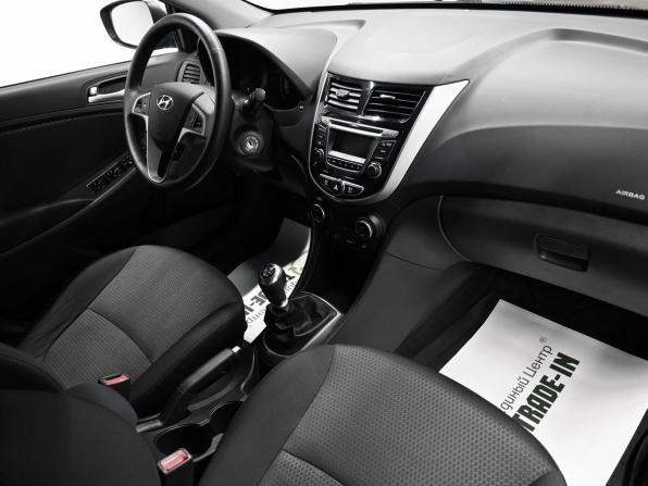 Hyundai Solaris I Рестайлинг с пробегом 2014 года, цена 945 000 рублей, 114304 км, хэтчбек, Автокод Объявления
