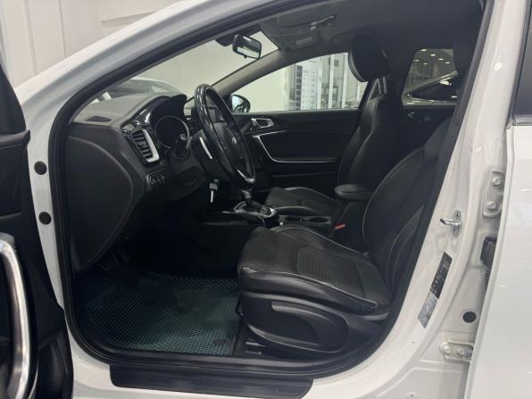 Kia Ceed III с пробегом 2018 года, цена 1 399 000 рублей, 184000 км, хэтчбек, Автокод Объявления