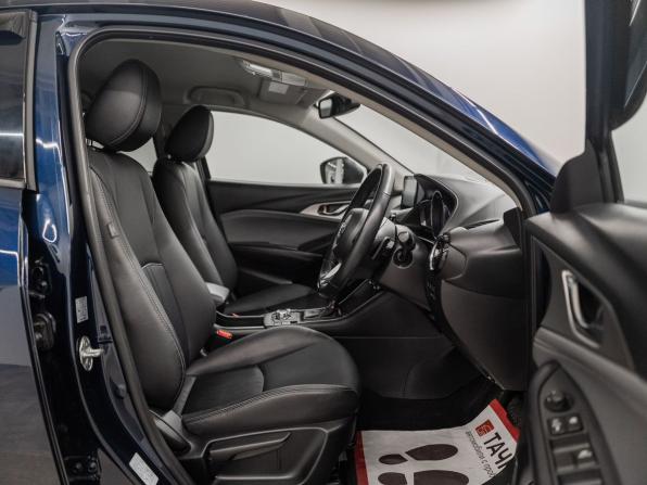 Mazda CX-3 I Рестайлинг с пробегом 2018 года, цена 1 640 000 рублей, 97000 км, внедорожник, Автокод Объявления