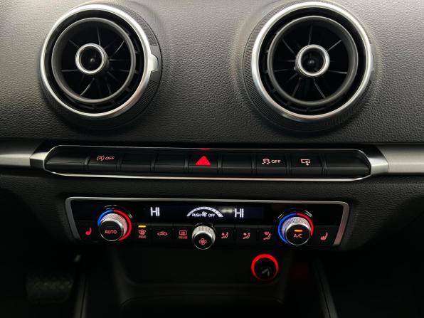 Audi A3 III (8V) с пробегом 2015 года, цена 1 580 000 рублей, 130684 км, седан, Автокод Объявления