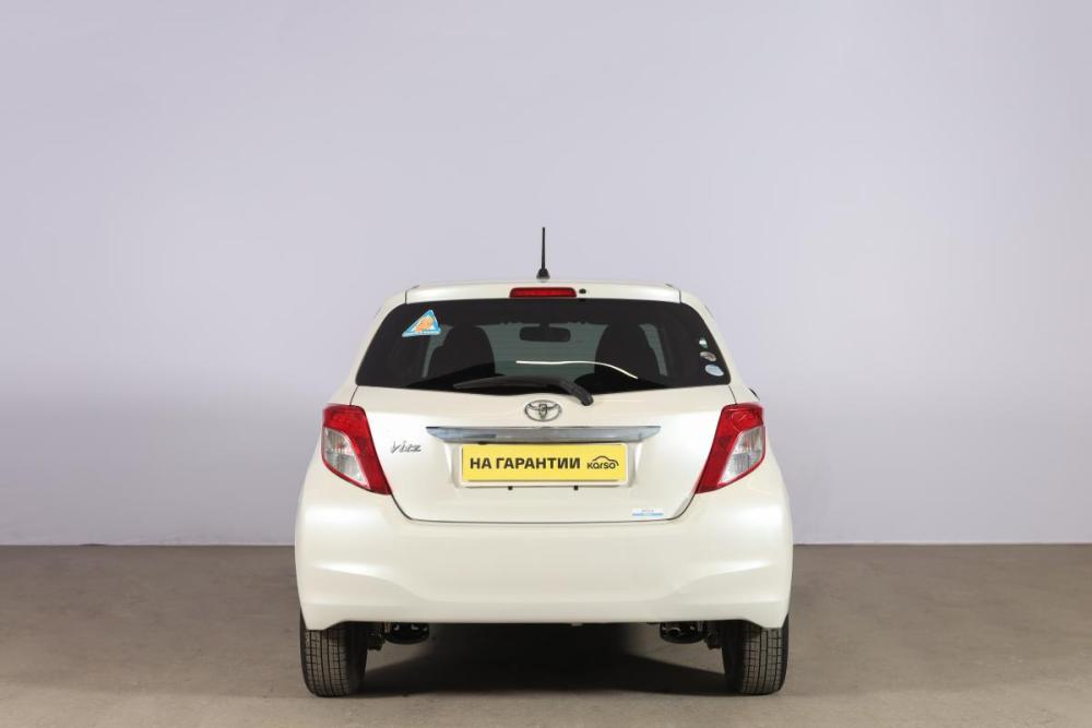 Toyota Vitz III (XP130) Новосибирск  - изображение 6
