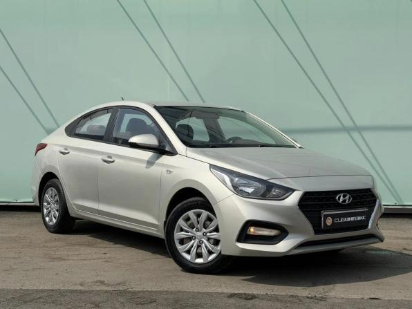 Hyundai Solaris II с пробегом 2019 года, цена 1 429 000 рублей, 86000 км, седан, Автокод Объявления