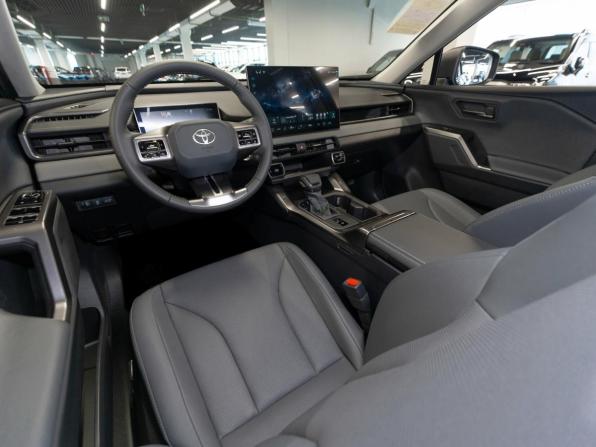 Toyota RAV4 VI (XA60) с пробегом 2026 года, цена 4 050 000 рублей, 50 км, внедорожник, Автокод Объявления