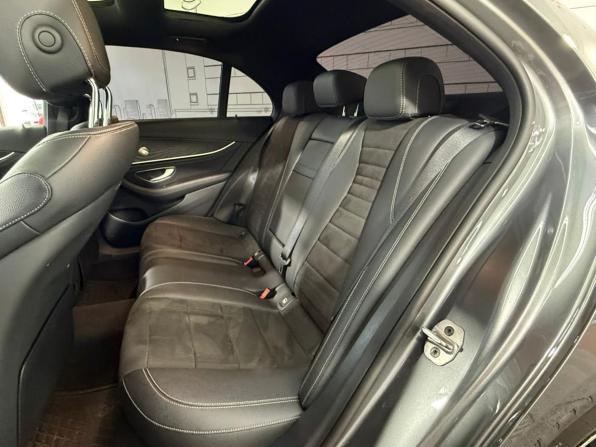Mercedes-Benz E-Класс V (W213 S213 C238) Рестайлинг с пробегом 2021 года, цена 5 430 000 рублей, 63391 км, седан, Автокод Объявления