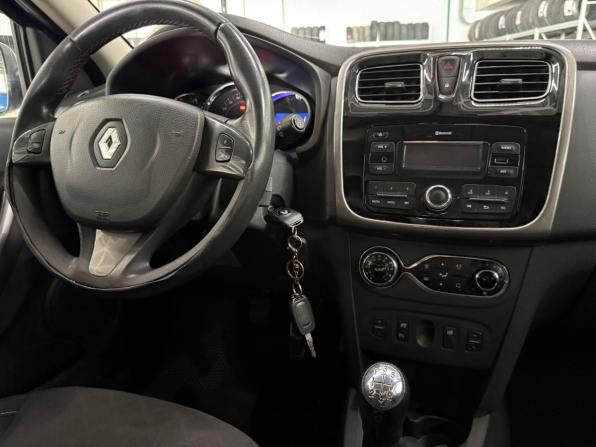 Renault Sandero II с пробегом 2018 года, цена 940 000 рублей, 126867 км, хэтчбек, Автокод Объявления