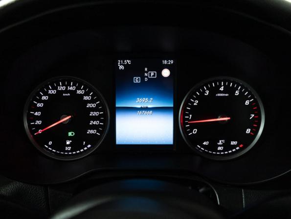 Mercedes-Benz C-Класс IV (W205) Рестайлинг с пробегом 2019 года, цена 2 699 700 рублей, 167632 км, седан, Автокод Объявления
