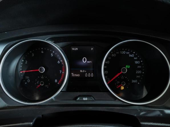 Volkswagen Tiguan II с пробегом 2017 года, цена 2 200 000 рублей, 157843 км, внедорожник, Автокод Объявления