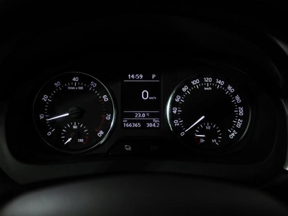 Skoda Rapid I с пробегом 2014 года, цена 999 700 рублей, 166352 км, лифтбек, Автокод Объявления