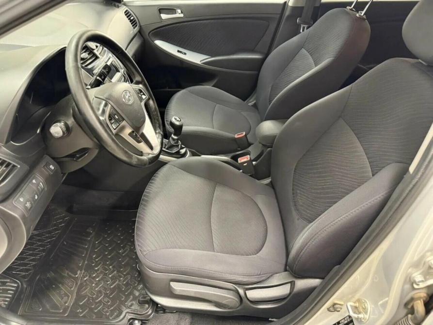 Hyundai Solaris I Рестайлинг Набережные Челны  - изображение 9