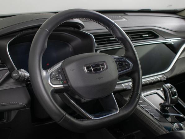 Geely Atlas Pro с пробегом 2023 года, цена 1 990 000 рублей, 39856 км, внедорожник, Автокод Объявления