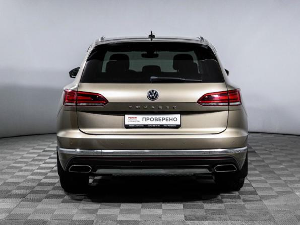 Volkswagen Touareg III с пробегом 2018 года, цена 4 650 000 рублей, 134842 км, внедорожник, Автокод Объявления