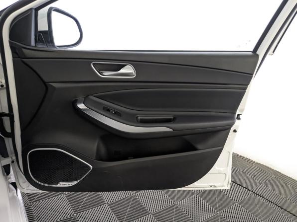 Omoda S5 с пробегом 2023 года, цена 1 625 000 рублей, 14822 км, седан, Автокод Объявления
