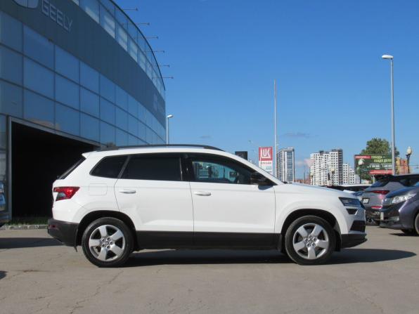 Skoda Karoq I с пробегом 2020 года, цена 2 510 000 рублей, 73414 км, внедорожник, Автокод Объявления